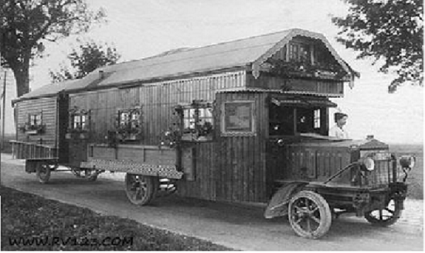 Early American Motor Home